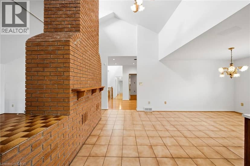 335 YORK Road — photo 15 of 40