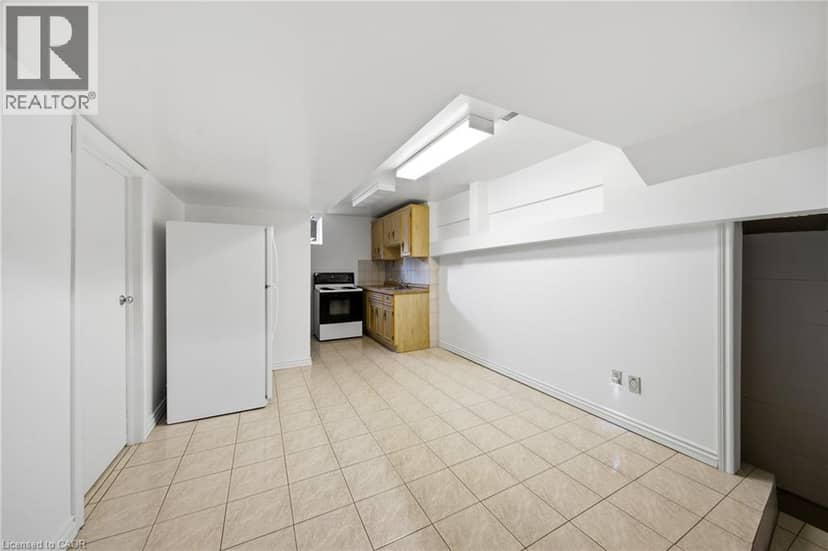 335 YORK Road — photo 36 of 40