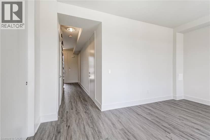58 WINDWARD Drive, Grimsby, photo 8
