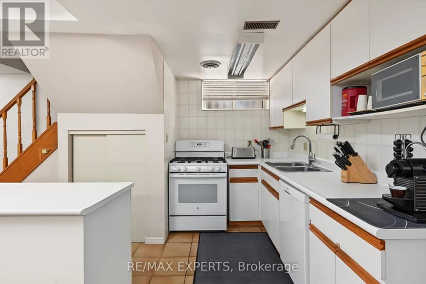 129 Sultana Avenue — photo 32 of 40