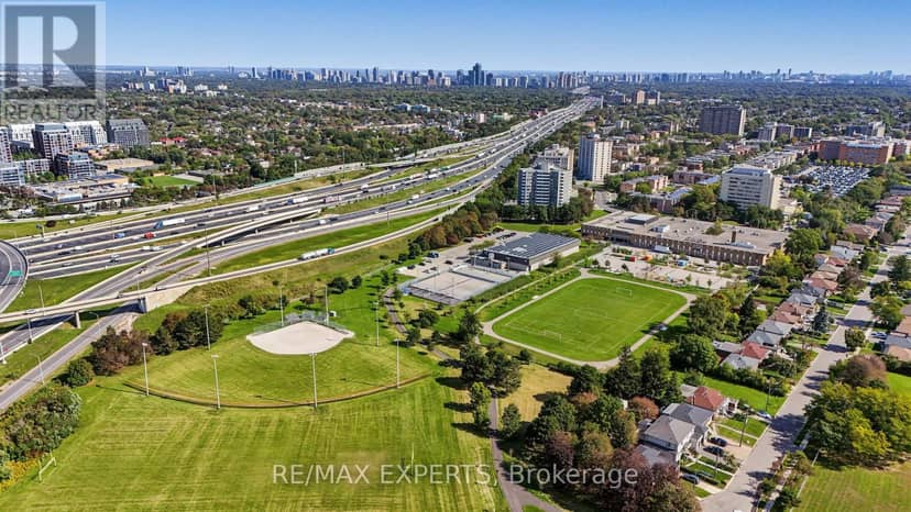 129 Sultana Avenue, Toronto, photo 8