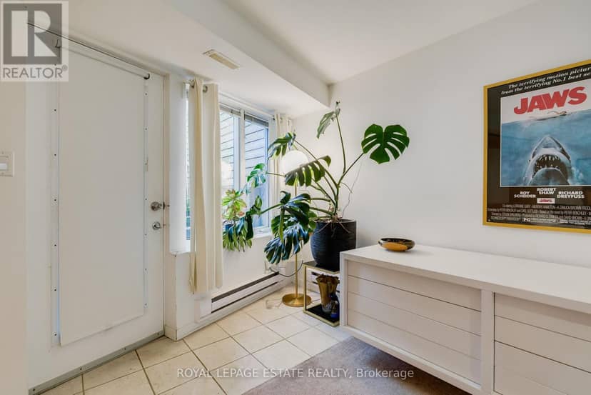 61 Seaton Street — photo 35 of 40
