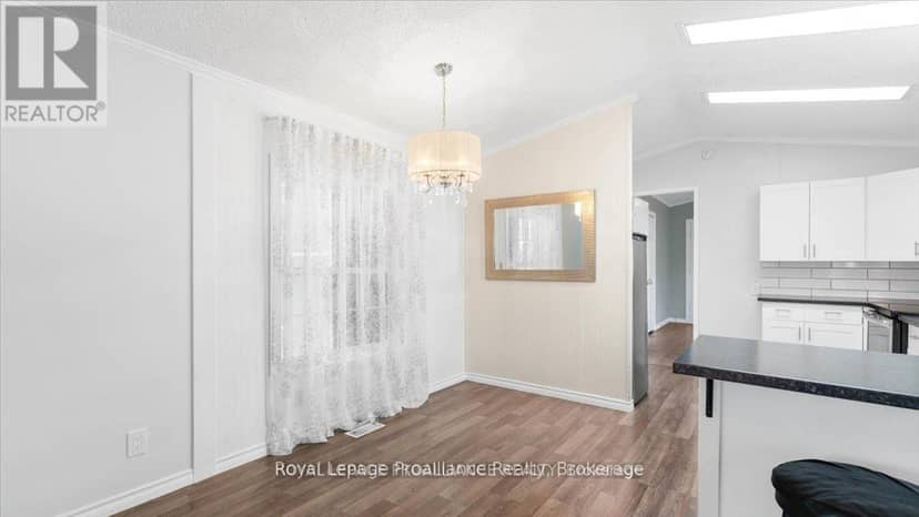 18 - 311 Dundas Street E, Quinte West, photo 7