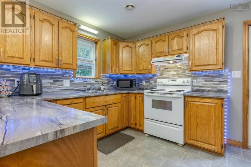 9 Pine Street — photo 12 of 40