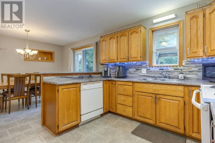 9 Pine Street — photo 13 of 40