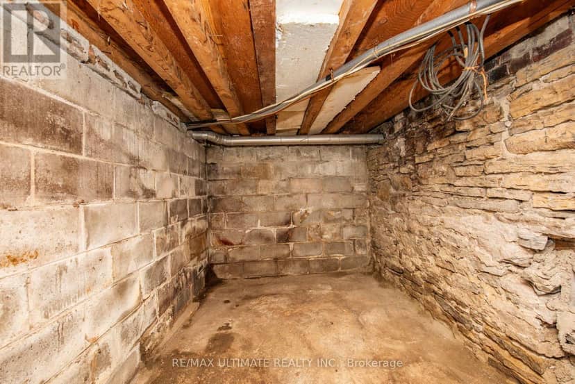 127 Salem Avenue — photo 34 of 40