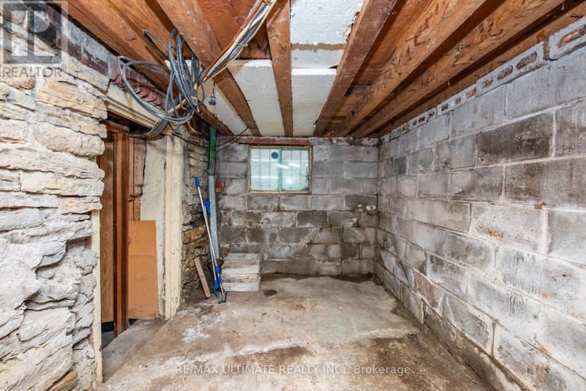 127 Salem Avenue — photo 35 of 40