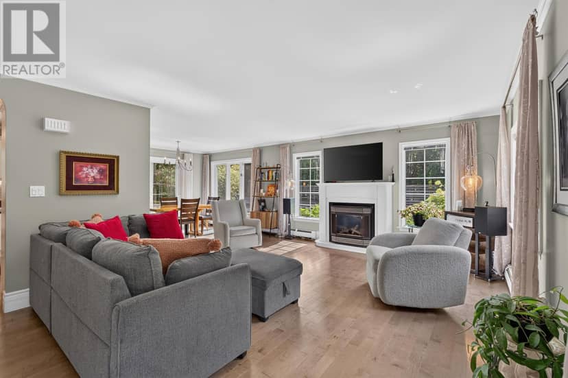 450 South Drive — photo 17 of 40
