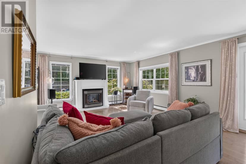 450 South Drive — photo 18 of 40