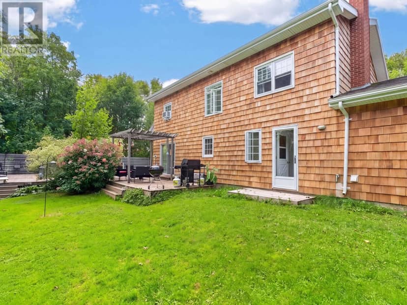 450 South Drive, Summerside, photo 8