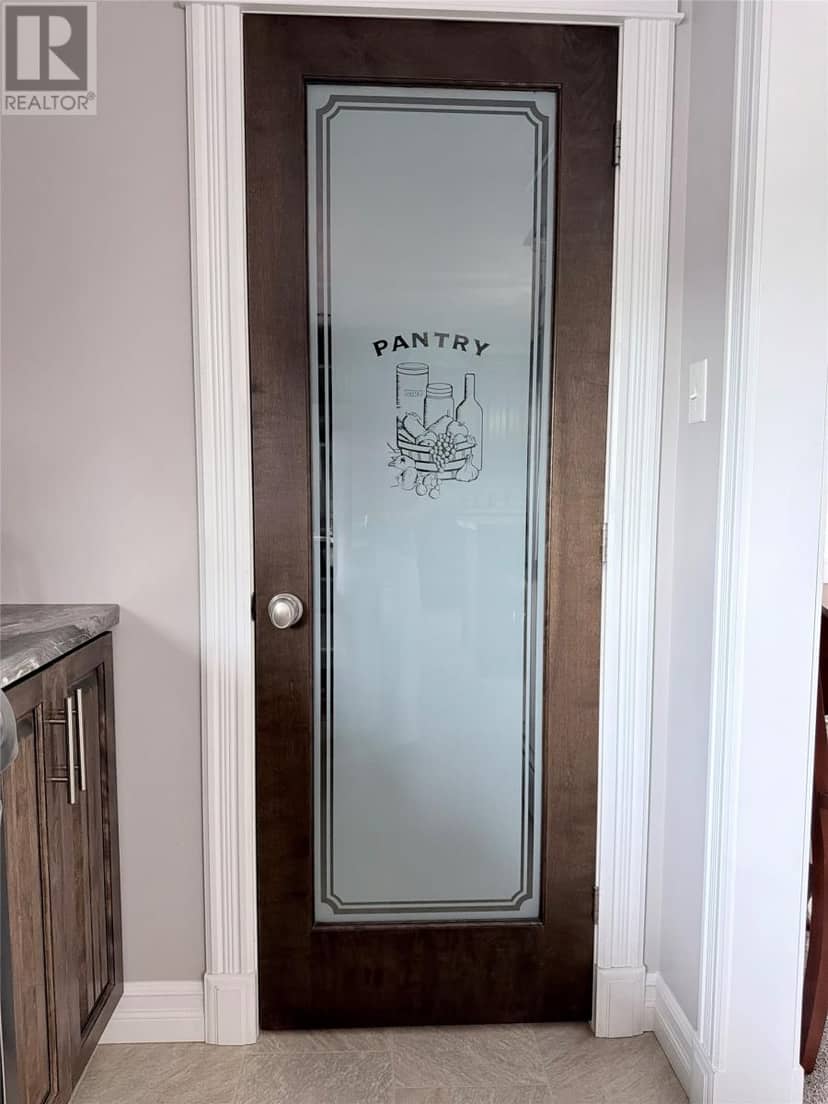5 Elizabeth Avenue — photo 16 of 40