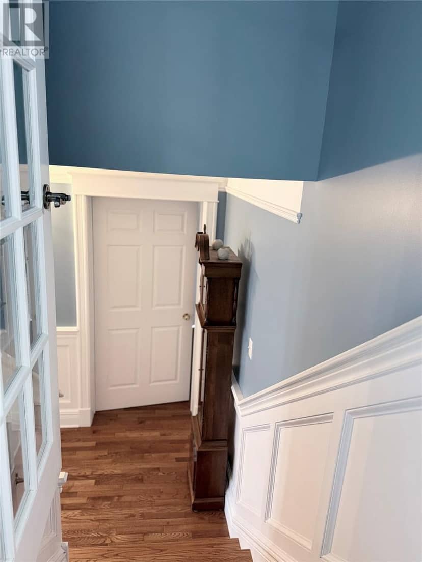 5 Elizabeth Avenue — photo 28 of 40