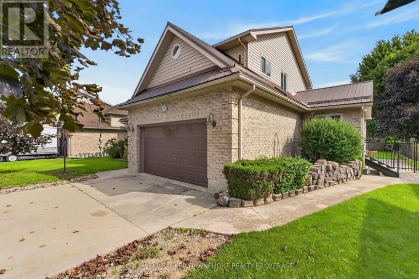312 Beech Street — photo 4 of 40