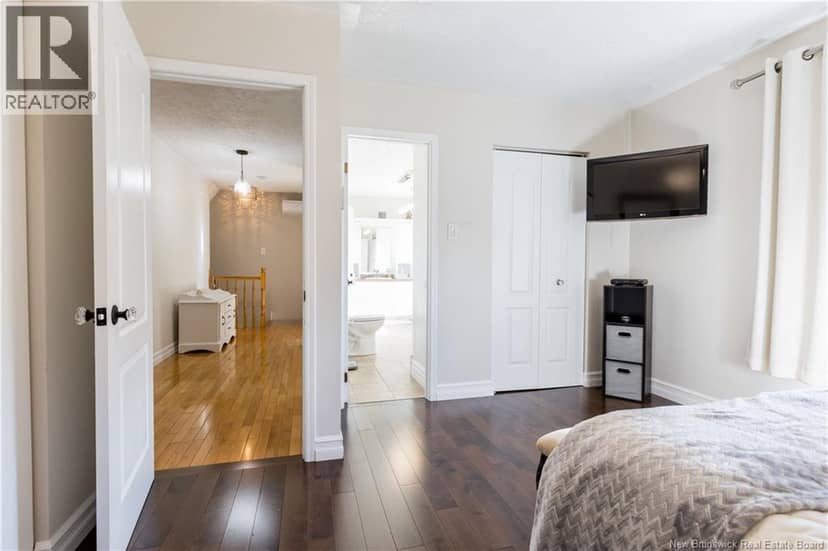 102 Plaisante Street — photo 19 of 39