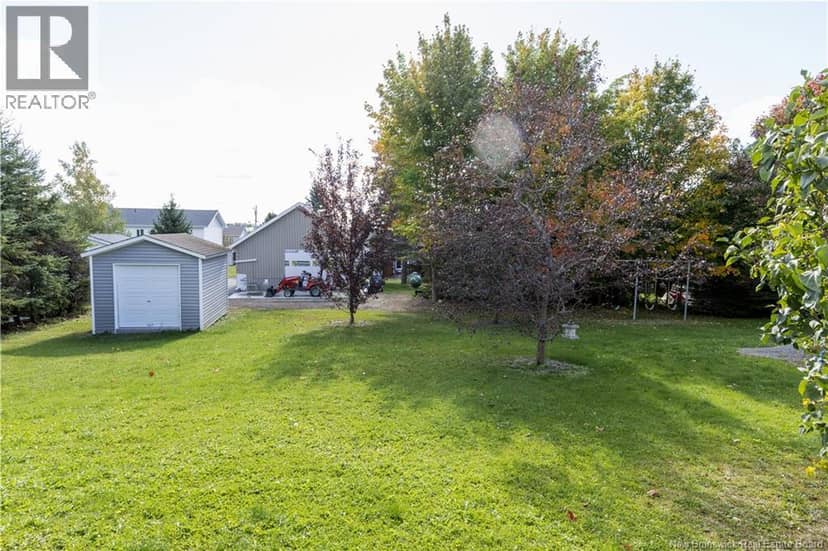 102 Plaisante Street — photo 36 of 39