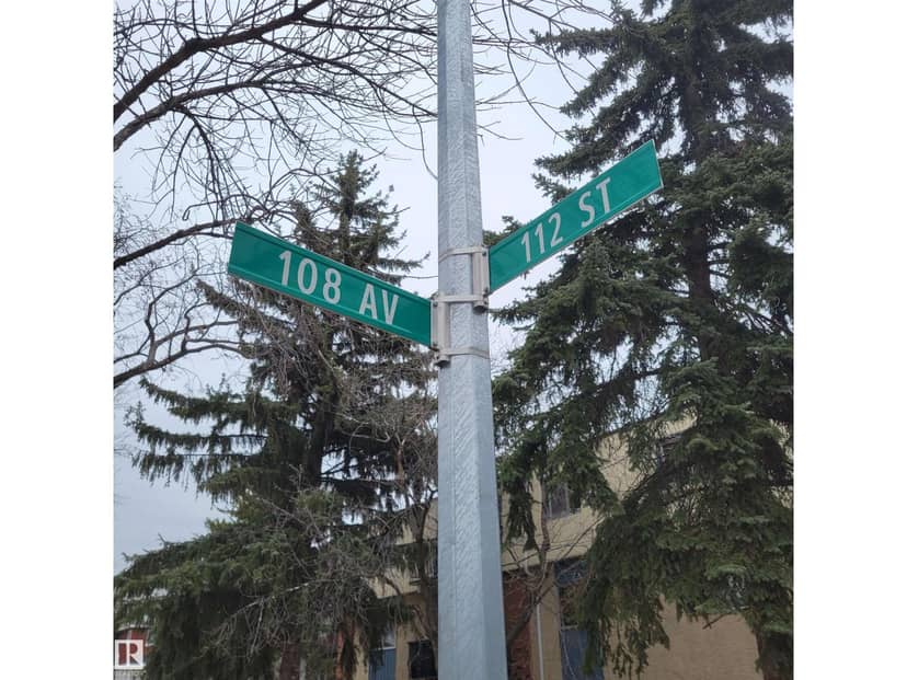 10802 112 ST NW, Edmonton, photo 2