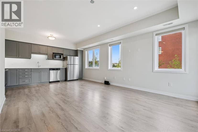 2 VITALITY Drive, Kitchener, photo 8