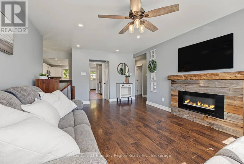 13 Milford Crescent — photo 16 of 40