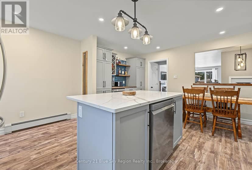 13 Milford Crescent — photo 9 of 40