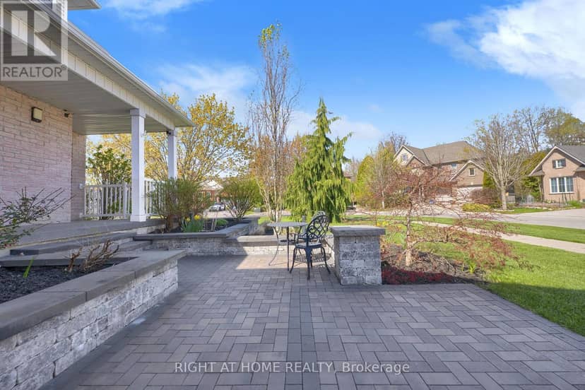 75 Auburn Lane — photo 36 of 40