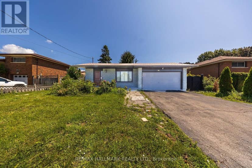 109 Thickson Road S — photo 1 of 40