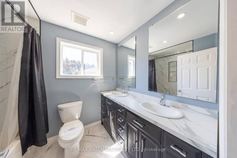 109 Thickson Road S — photo 28 of 40