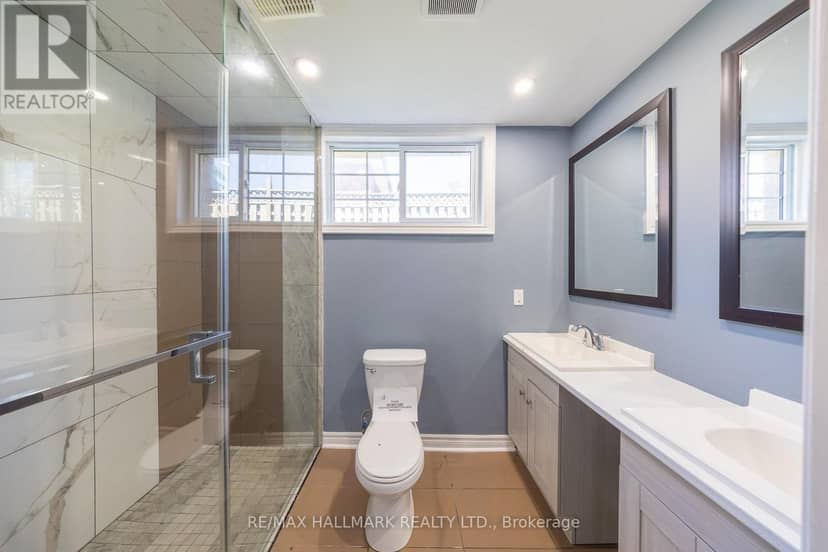 109 Thickson Road S — photo 38 of 40