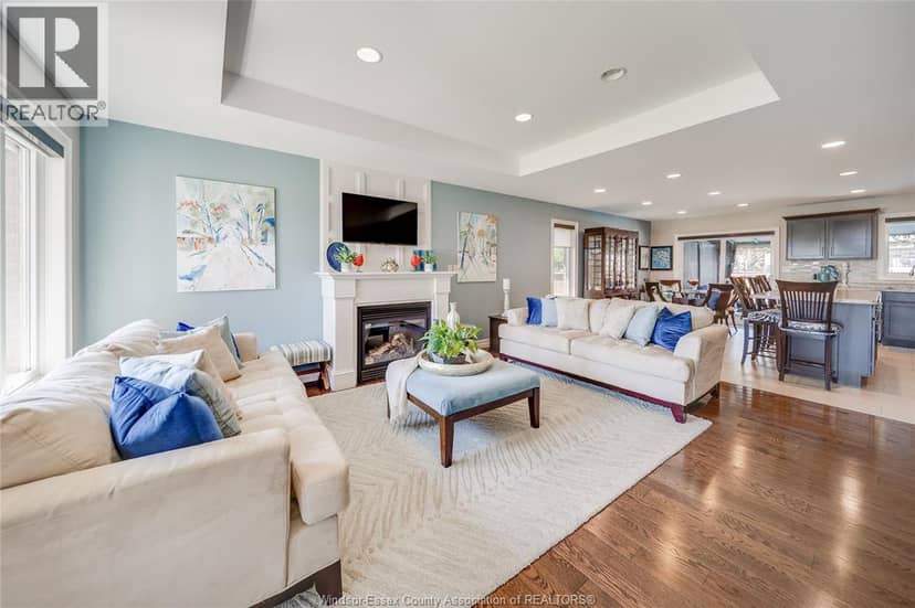 35 Marshwoods Boulevard — photo 10 of 40