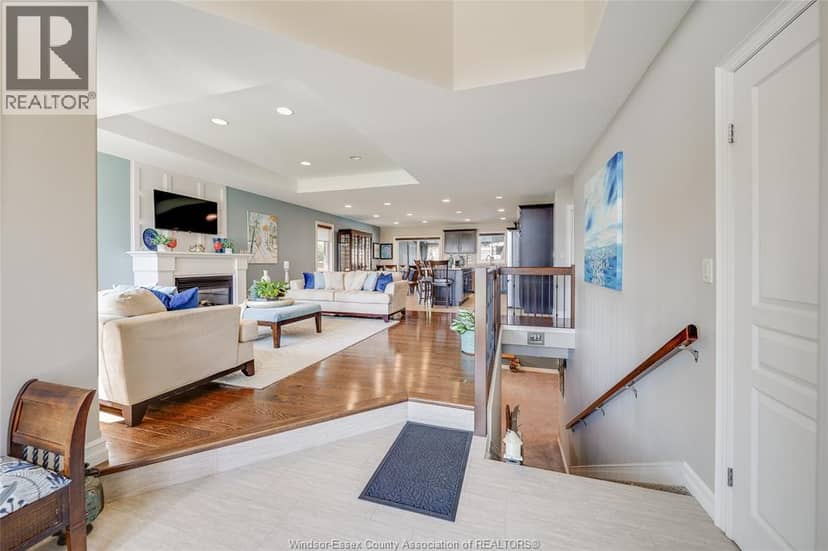35 Marshwoods Boulevard — photo 9 of 40