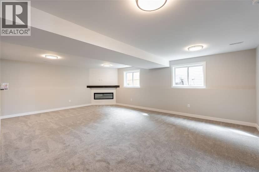 4009 Greenwood STREET — photo 18 of 28