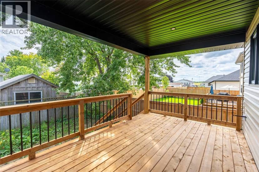4009 Greenwood STREET — photo 27 of 28