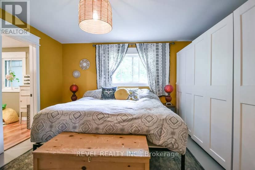 3267 Albany Street — photo 24 of 40