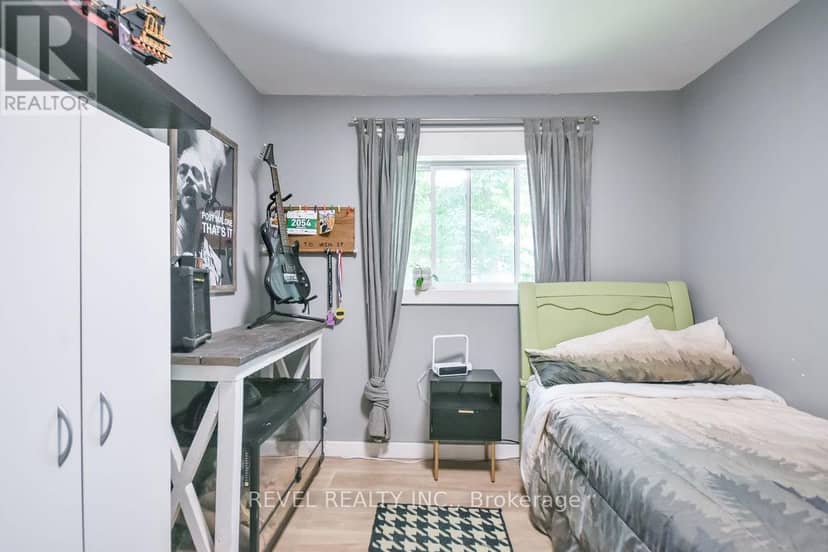 3267 Albany Street — photo 29 of 40