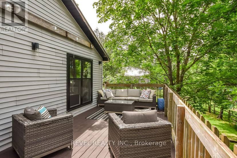 3267 Albany Street — photo 34 of 40
