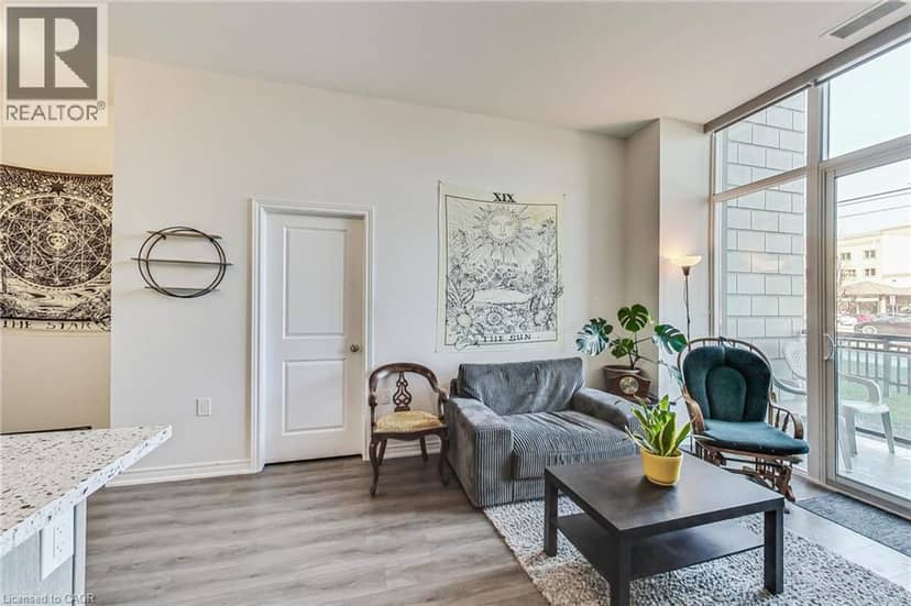 2750 KING Street E Unit# 103 — photo 13 of 21