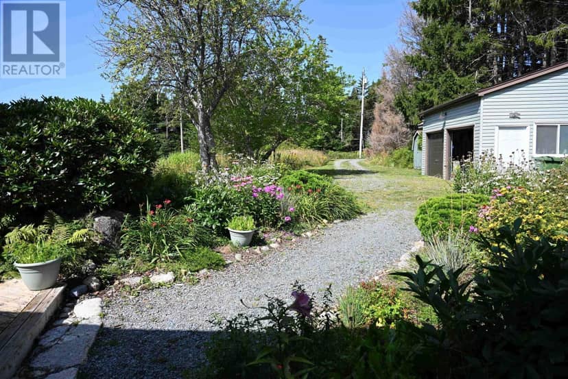 20 Lennox Road — photo 19 of 40