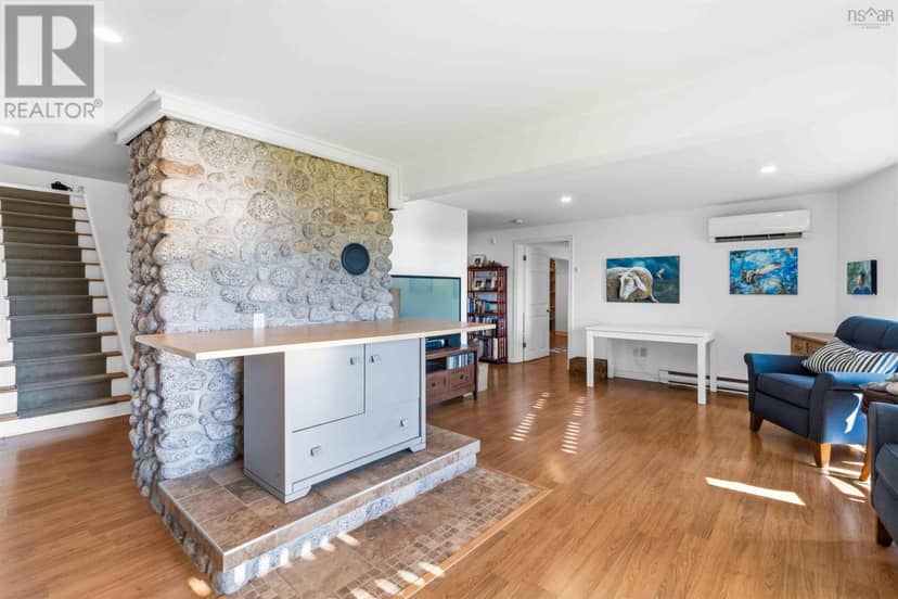 20 Lennox Road — photo 29 of 40