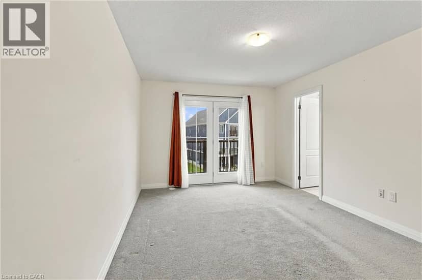 57 NORWICH Crescent — photo 20 of 28