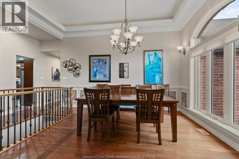 1031 Huntington BOULEVARD — photo 6 of 39