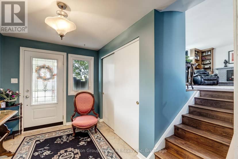 260 Ferncrest Road — photo 11 of 40
