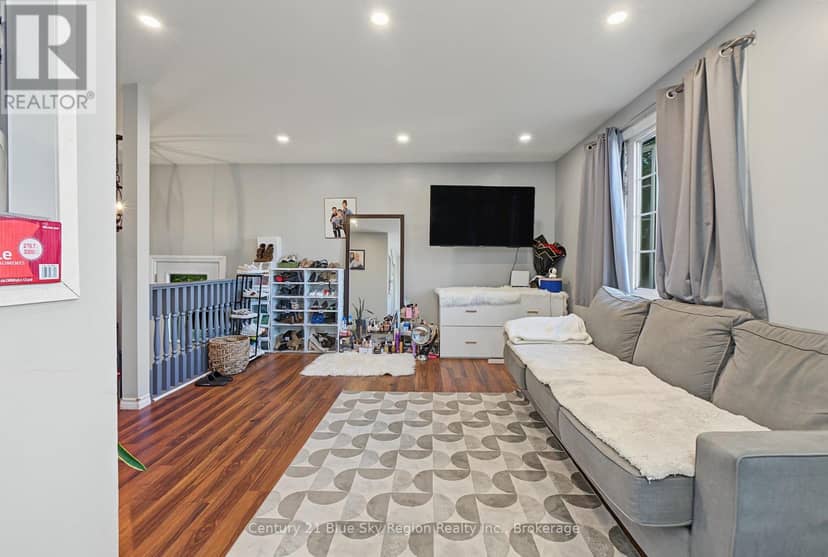 16 Cypress Court — photo 17 of 31