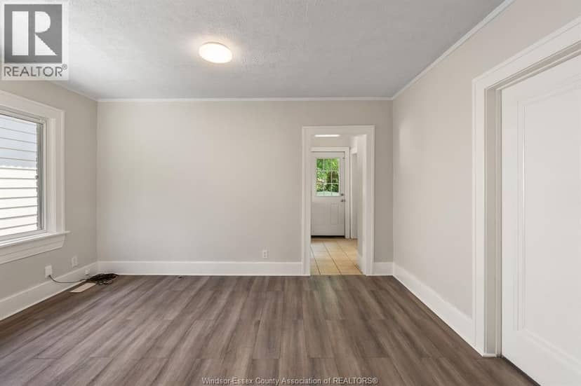 1054 Josephine — photo 5 of 28