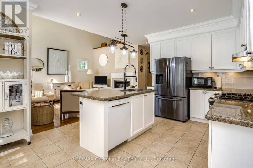 68 Riverwalk Place — photo 12 of 40