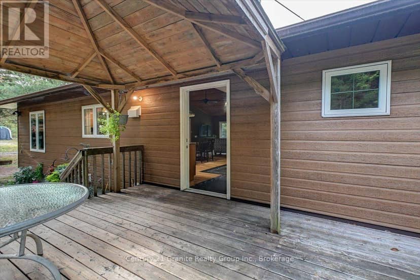 649 Madawaska Road — photo 30 of 40
