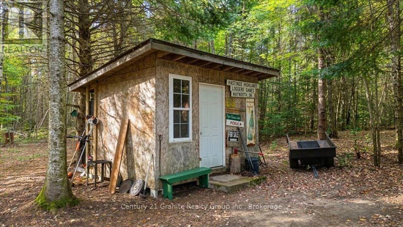 649 Madawaska Road — photo 37 of 40