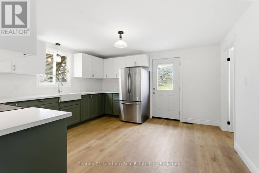 16 Store Street — photo 17 of 40