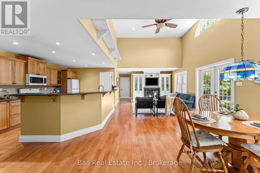 382 Lakehurst Circle Road — photo 9 of 40