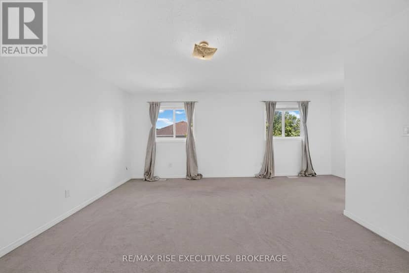 254 Ellesmeer Avenue — photo 32 of 40