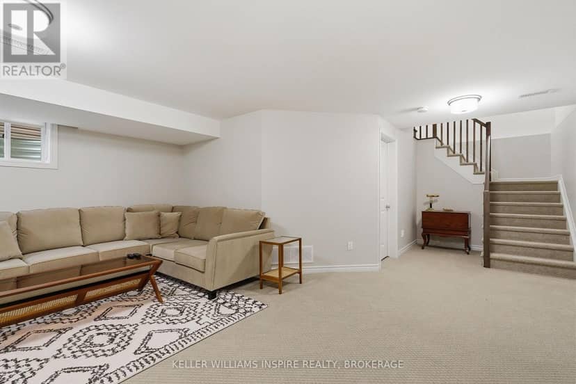 2365 Goldhawk Drive — photo 35 of 38