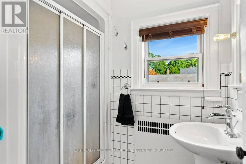 106 Donald Street — photo 14 of 40